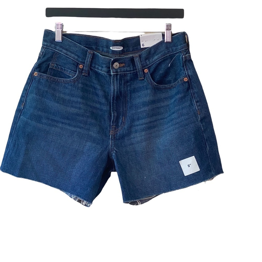 NWT Old‎ Navy High Rise Distressed Denim Shorts